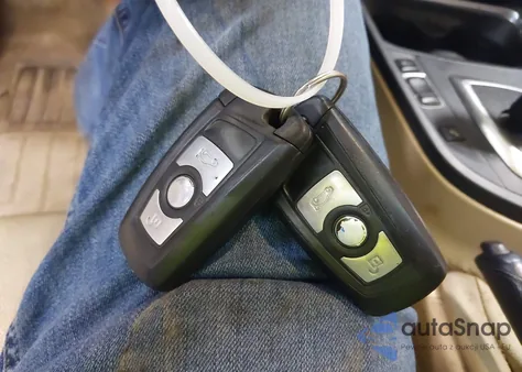 2015 BMW 328I xDrive из США, поврежденный, VIN WBA3B3G57FNT68906